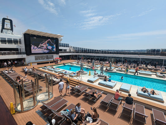 MSC Meraviglia Pool Deck